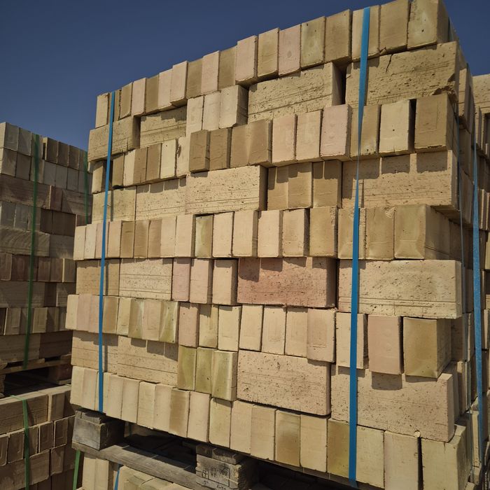 Кирпич красный кирпич