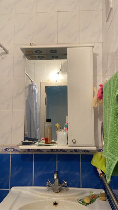 Продам ванна шкаф