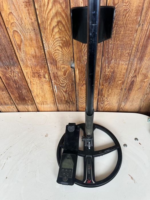 Metal detectors Deus1