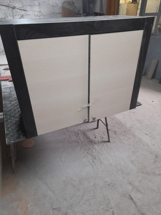 Шкафчик навесной . Антресоль