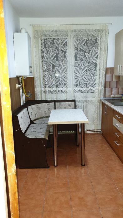 Apartament de închiriat