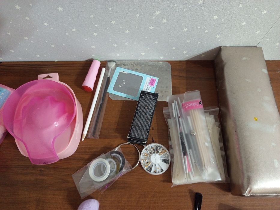 Продам набор для маникюра