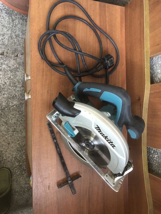 MakitaHS7601 ръчен циркуляр