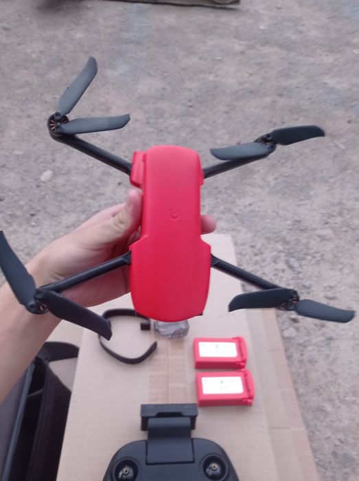 Квадракоптер дрон