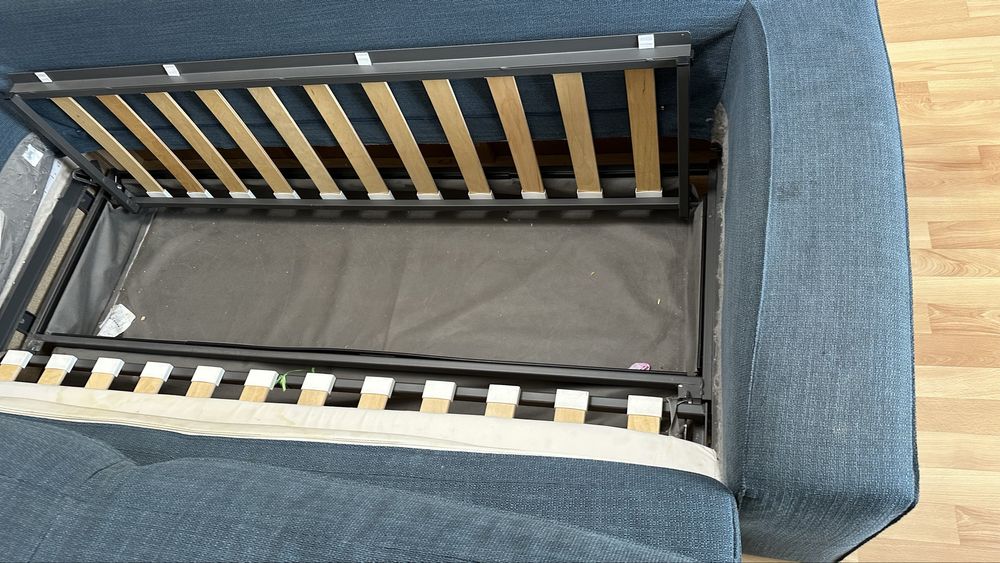 Продается диван Ikea (раскладной)