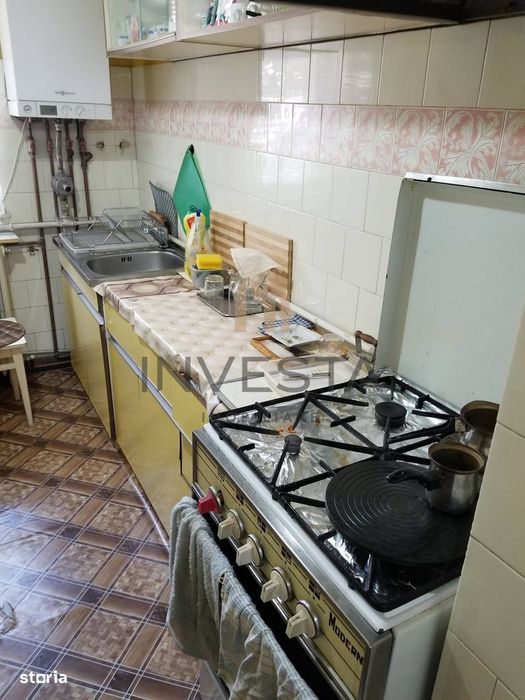 Apartament 4 camere decomandat, etaj intermediar, Manastur La Terenuri