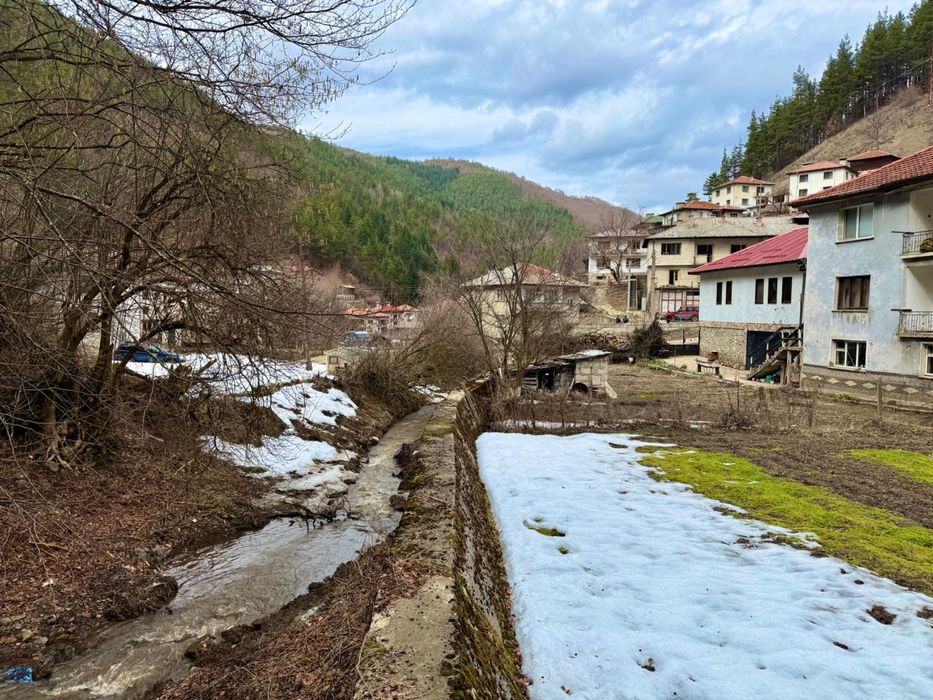 Продава се Къща в Пловдив, Коматевски възел - 210 кв.м за 220 €/кв.м - Снимка #2