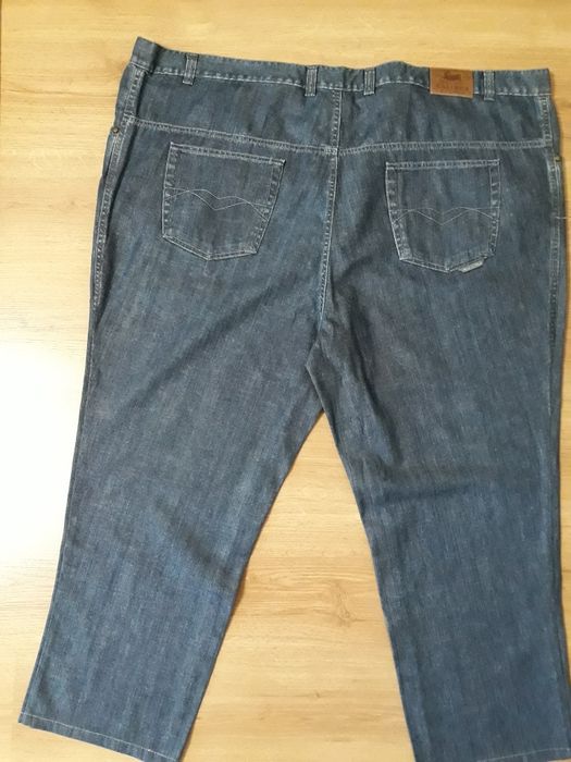 Мъжки дънки CALIBRA  (размер 62)