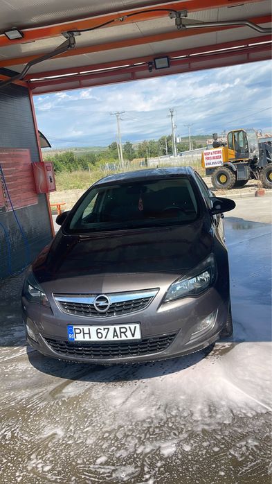Opel Astra J 2012 – 1.7 CDTI Diesel