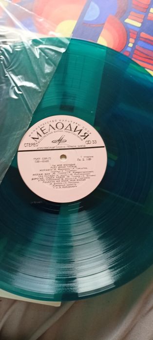 Грамофонни плочи 80-те години