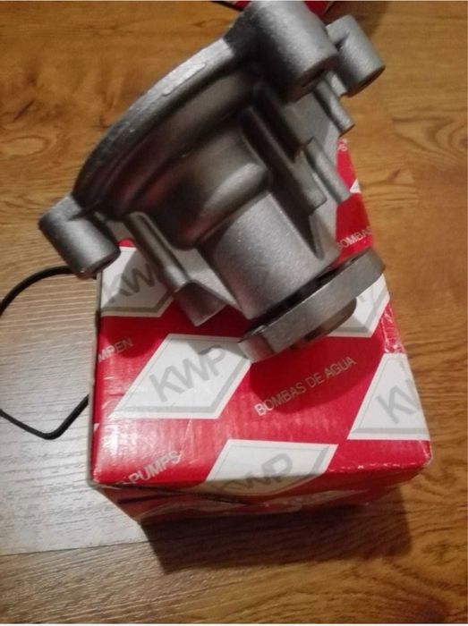 Pompă apa Audi A3 Seat IbizaSkoda Fabia VW Golf Passat