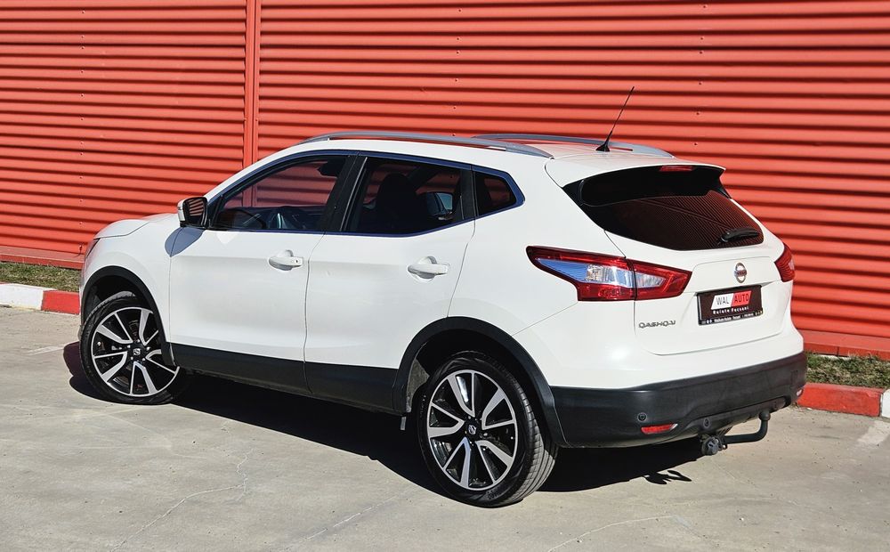 Nissan Qashqai 1.6 Dci 130 Cp Tekna 2014.10 Xenon-Piele-Panorama-Clima-Navi-Cameea 360°-Jante 19