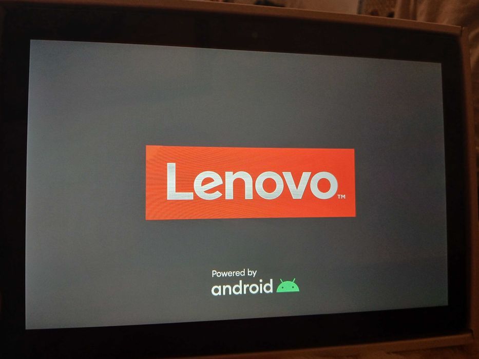 Таблет Леново  tab M10 HD