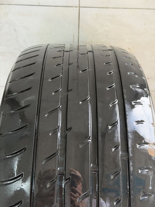 255/40/19 одиночка Toyo