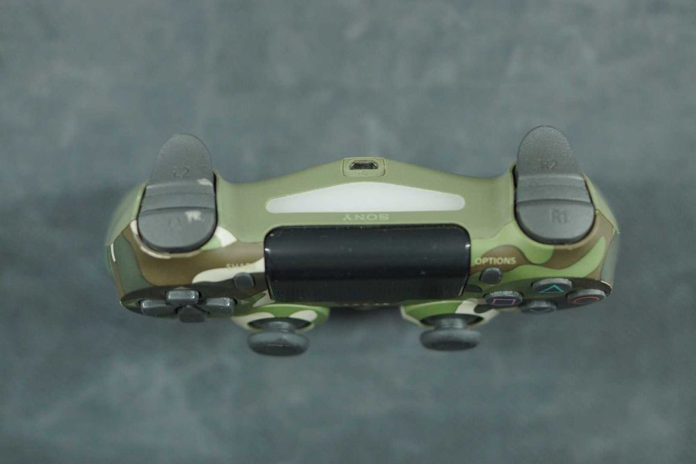 Controller Sony DualShock 4 PS4 Green Camo – Funcțional pe cablu