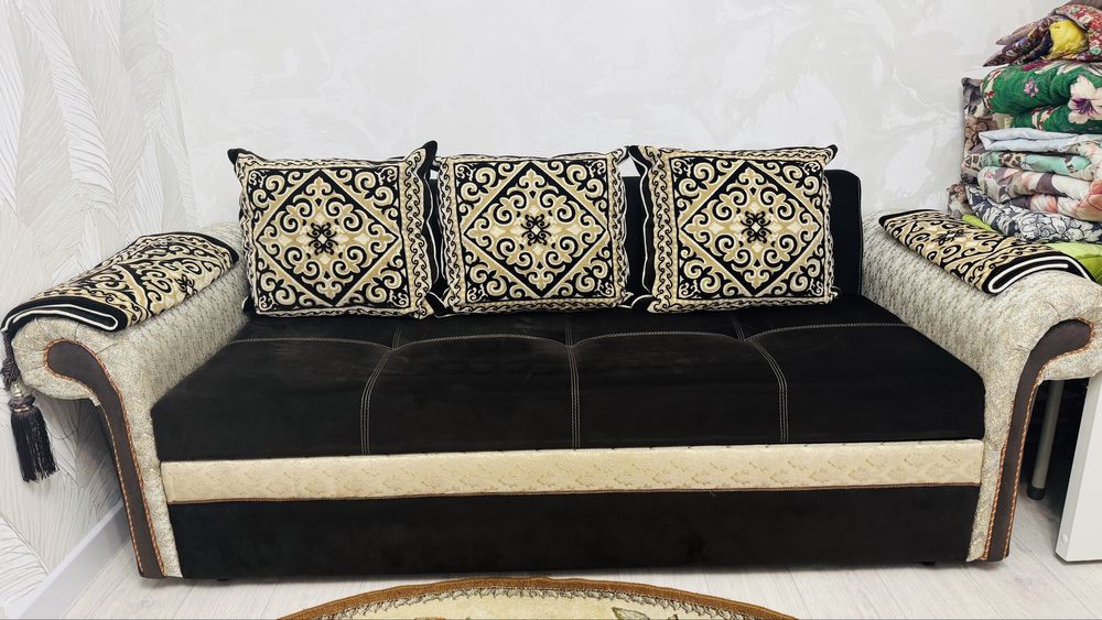 Продам диван, в отличном состоянии . Самовывоз.