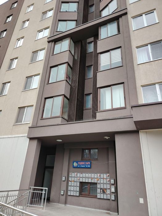 Дава се под наем Двустаен апартамент в Варна, Възраждане 1 - 50 кв.м за 510 € - Снимка #1