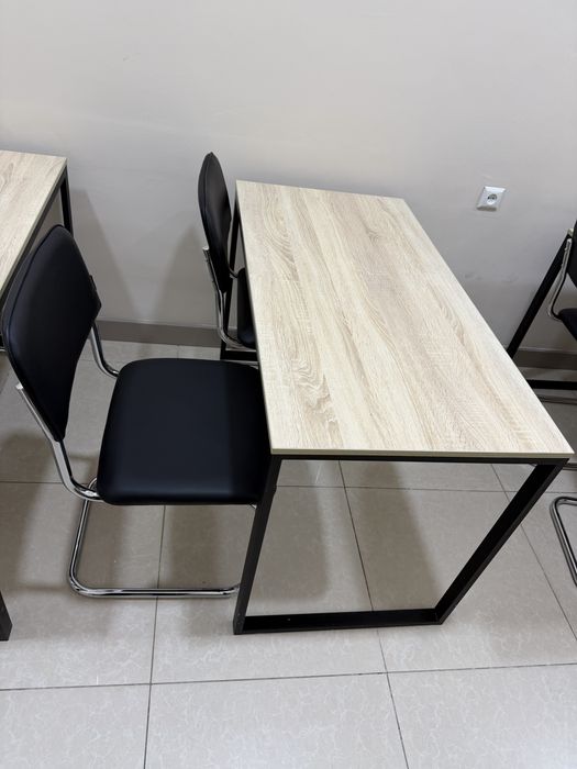 Продаётся парта 1 шт