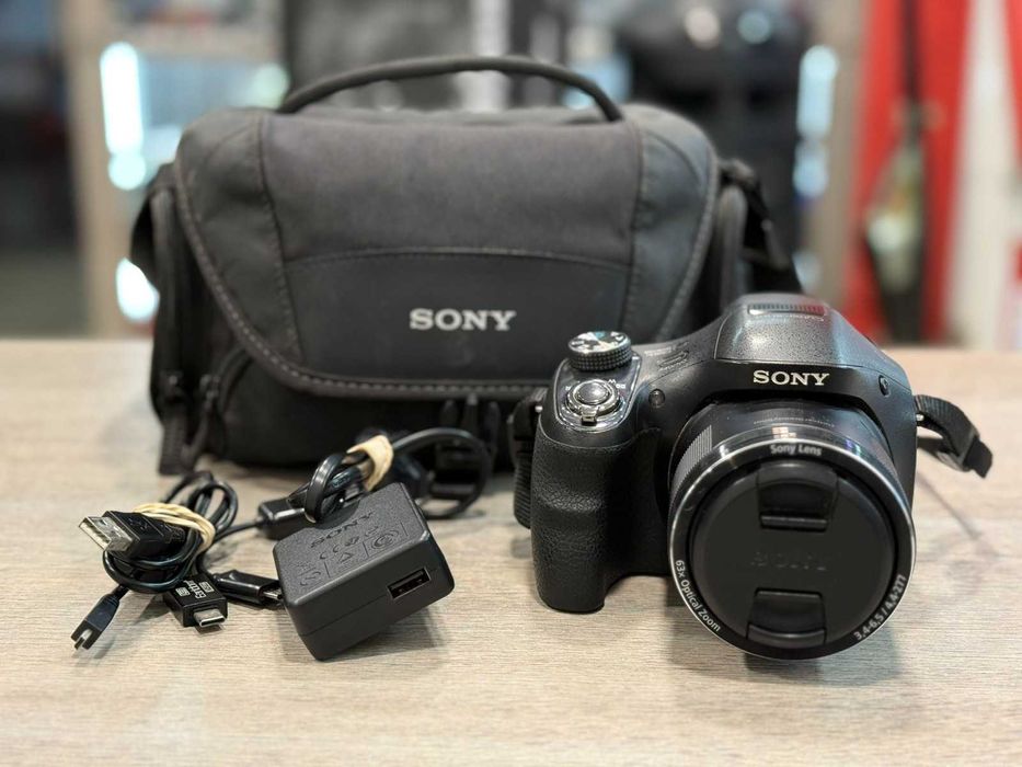 Фотоапарат Sony DSC-H400