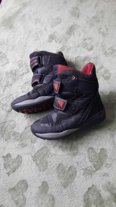 Bocanci de iarna, Geox