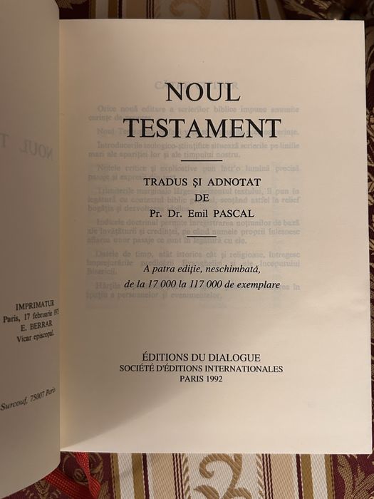 Lot 2 cărți creștine de lux: Psaltirea (Ed. Doxologia) și Noul Testament (Ed. du Dialogue, Paris)
