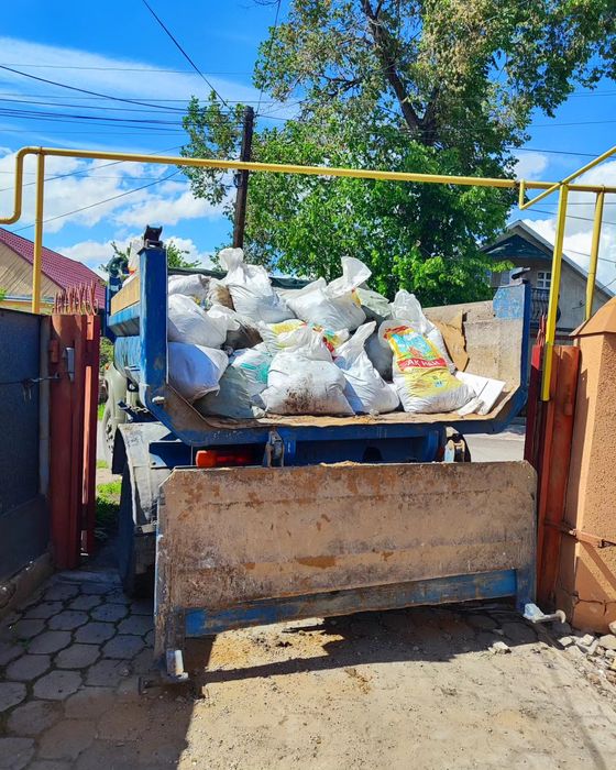 Вывоз мусора Зил,есть грузчики