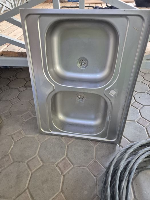 Раковина двойной