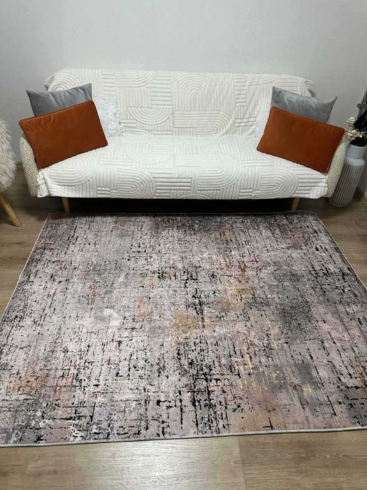 Килими страхтни модели