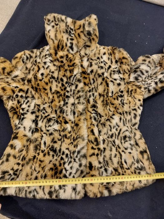 Jacheta dama blana artificiala marimea 42