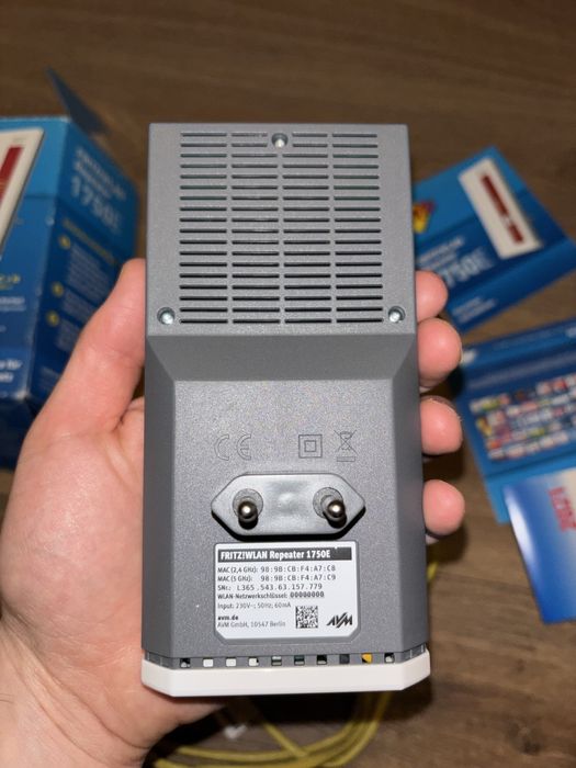 Wi-Fi усилвател FRITZ! Repeater 1750E – Mesh, Dual Band AC1750