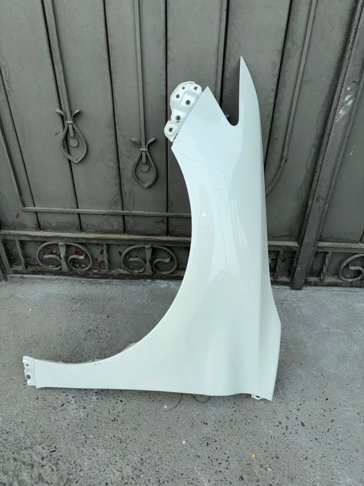 Camry 75 крыло переднее