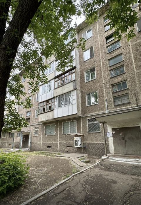 Продаётся 2х комнатная квартира в панельном доме