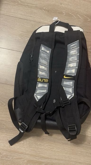 Продам рюкзак nike elite
