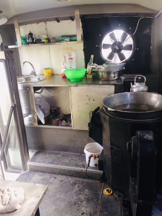 Автобус ошхона жихозлари билан сотилади Автобусни хайдаб булмайди