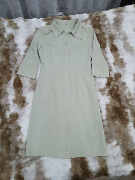 Продам платья в хорошем состоянии.