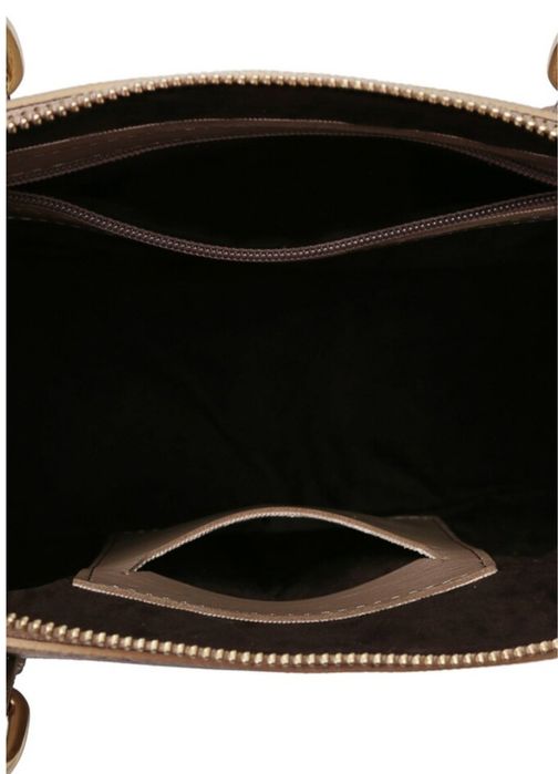 Дамска раница и чанта