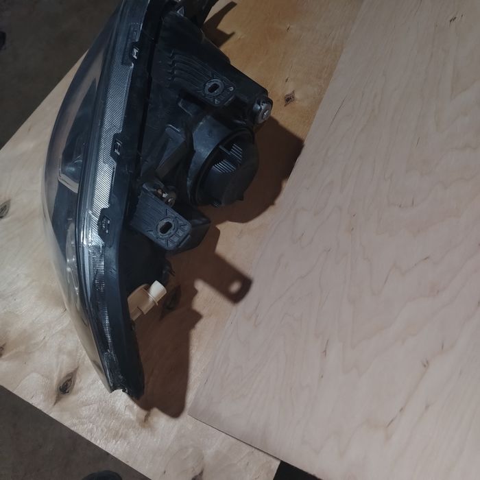 Жентра фара сотилади