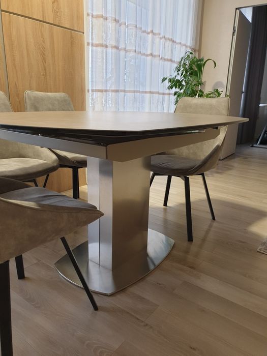 Продам керамический стол