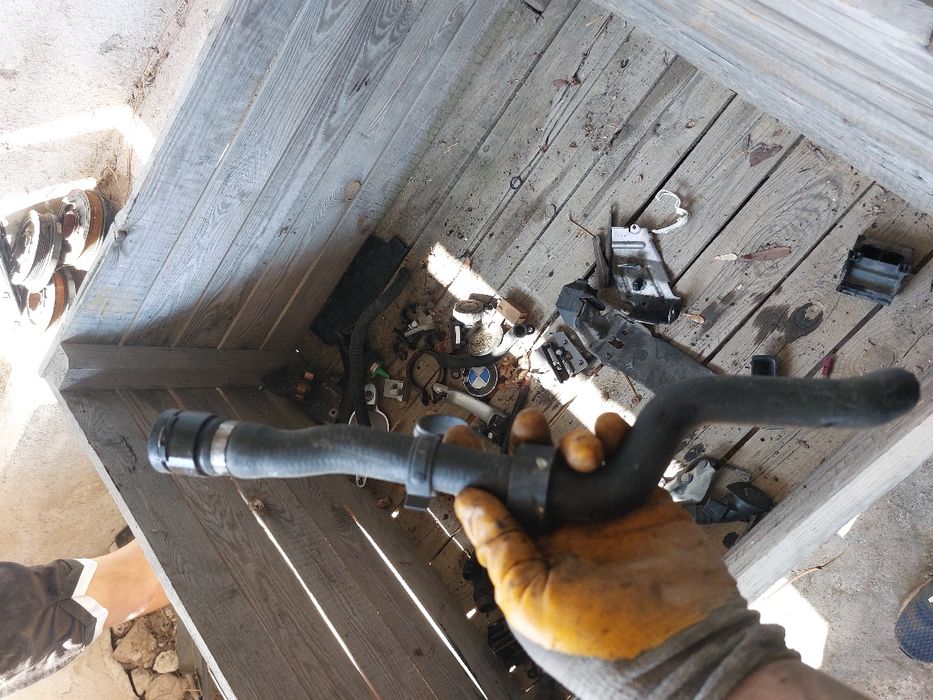 Тръбички антифриз Бмв е60 520д 177кс е61 bmw e60 e61 520d n47