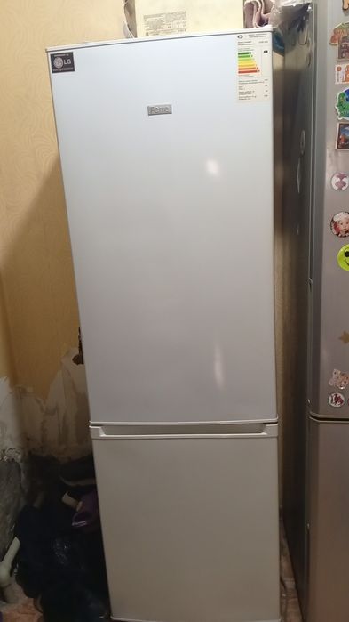 Продам холодильник
