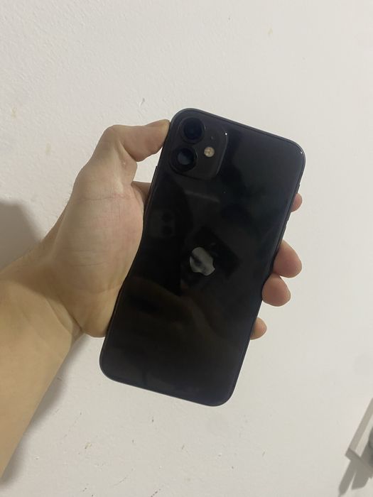 Apple Iphone 11 в идеальном состоянии