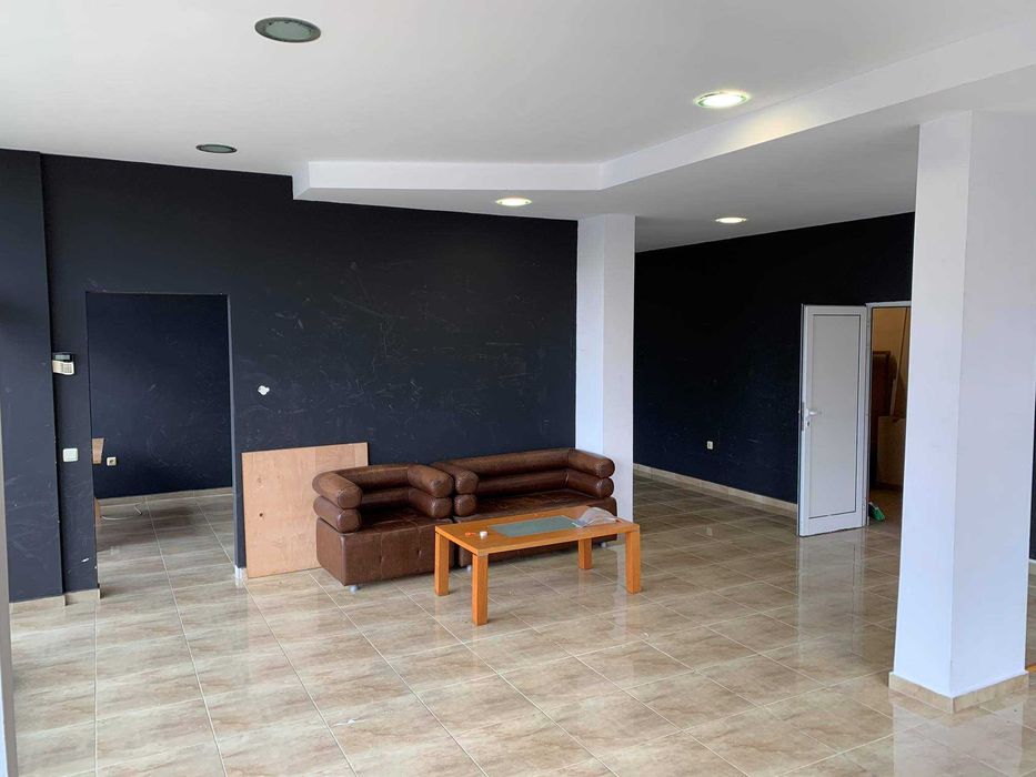 Дава се под наем Магазин в Бургас, Славейков - 80 кв.м за 224.4 € - Снимка #7