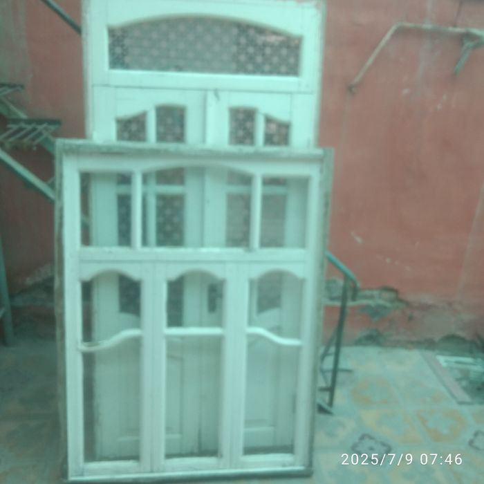 taxta eshik rom  sotiladi