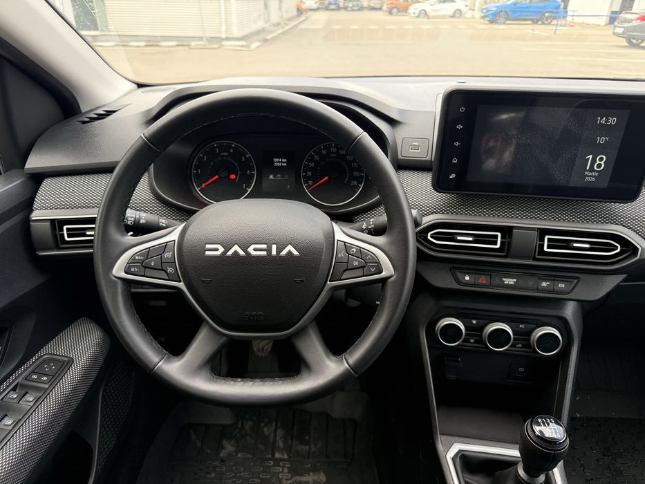 Dacia Logan  Prestige nou doar 13.000 km ECO-G 100 CP GPL din fabrica