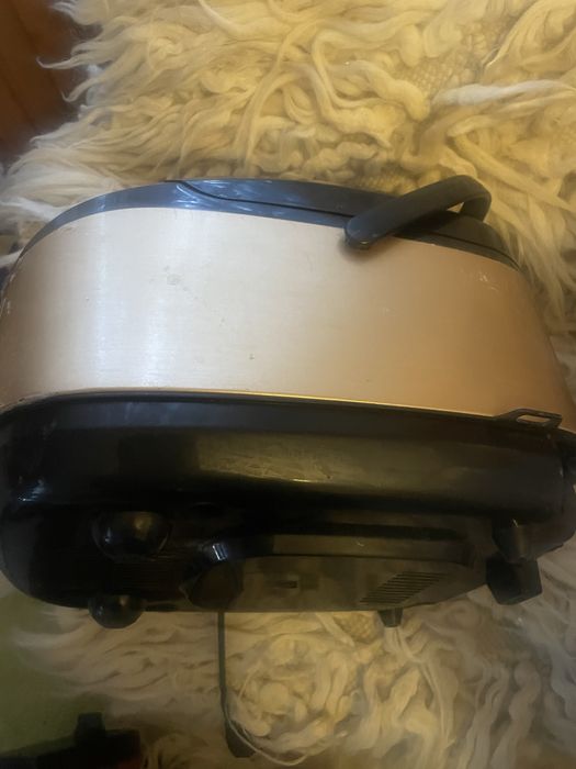 Мултикукър Redmond