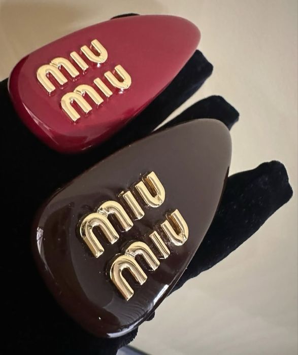 Шноли бижута аксесоари Miu Miu