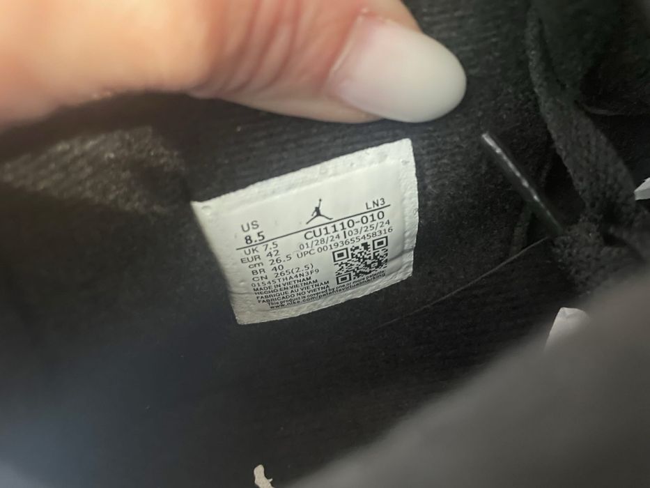 NIKE Air Jordan 4 Black Cat nr 42 - 44