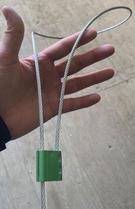 Пломба тросовая (cable seal), номерная, новая