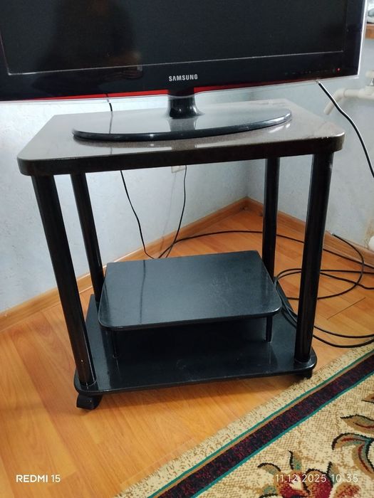 Продаю подставку под телевизор