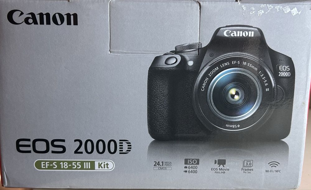 Фотоаппарат Canon EOS 2000D kit 18-55